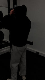 Media 8